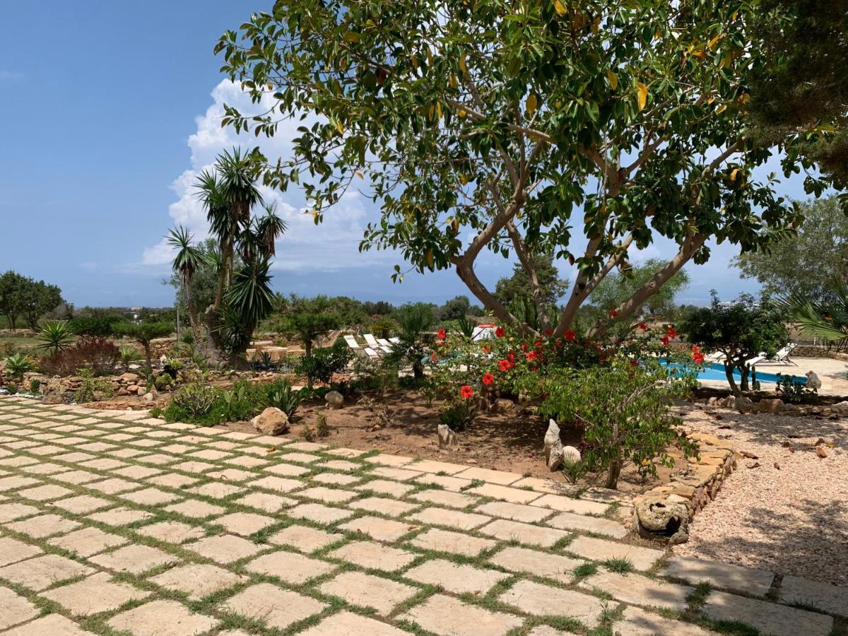 Apartamentos Vista Vedra La Savina  Buitenkant foto
